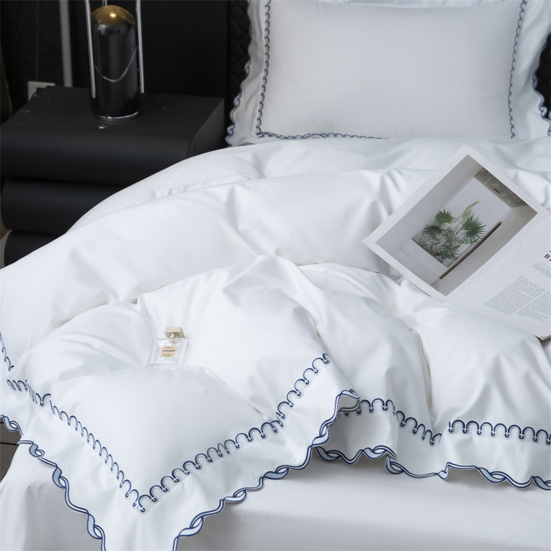 Udsøgt broderi snit design 350TC bomuld satin sengetøj sæt Udsøgt broderi snit design 350TC bomuld satin sengetøj sæt