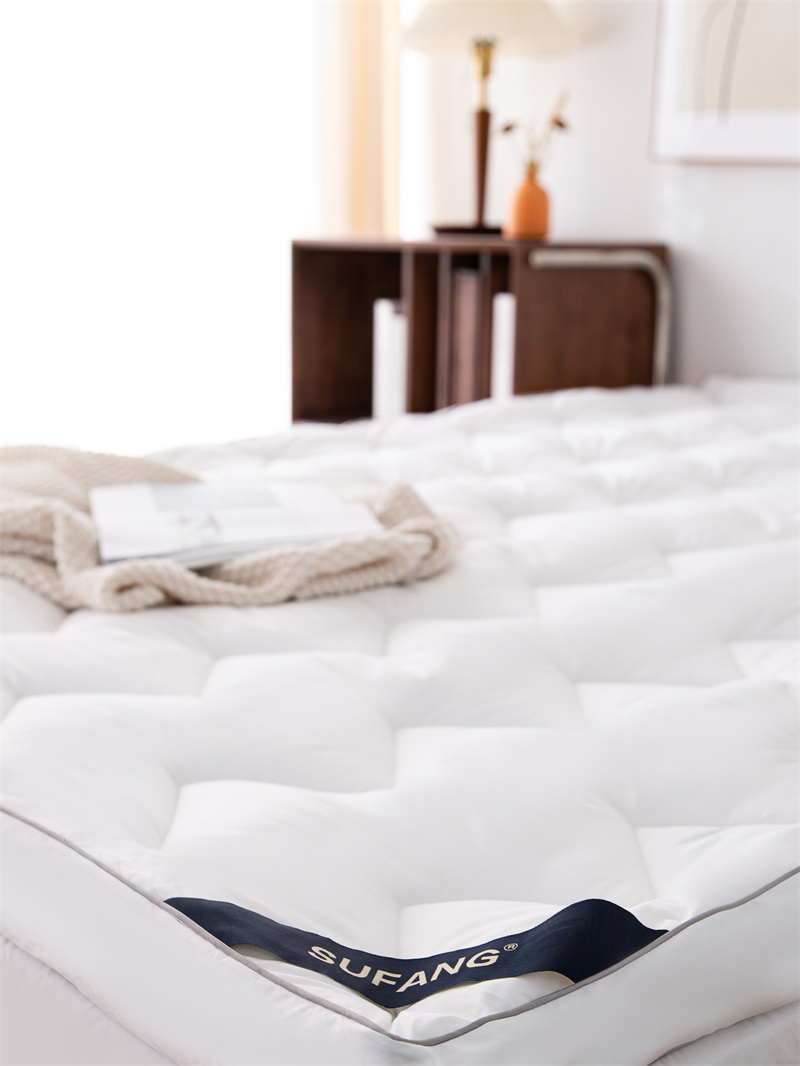 Wave Quilting Design Microfiber fyldmadras topper Wave Quilting Design Microfiber fyldmadras topper