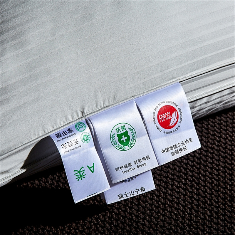 Andedun tre lags fyldepude satin stribe pude Andedun tre lags fyldepude satin stribe pude