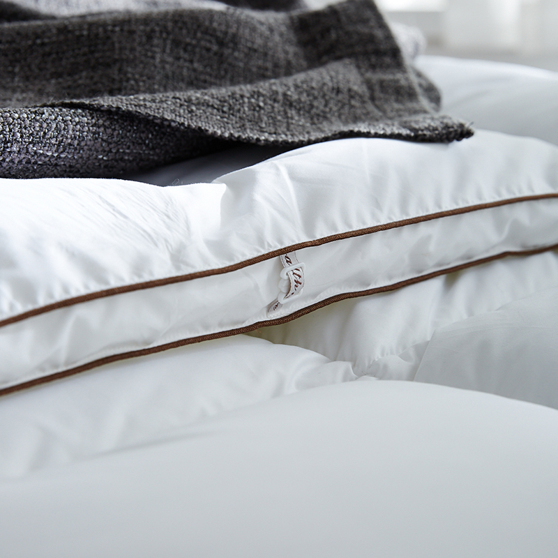 Andedun Varm Blød Dyne Med Piping 100% Bomuld Andedun Varm Blød Dyne Med Piping 100% Bomuld