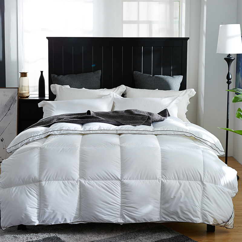 Andedun Varm Blød Dyne Med Piping 100% Bomuld