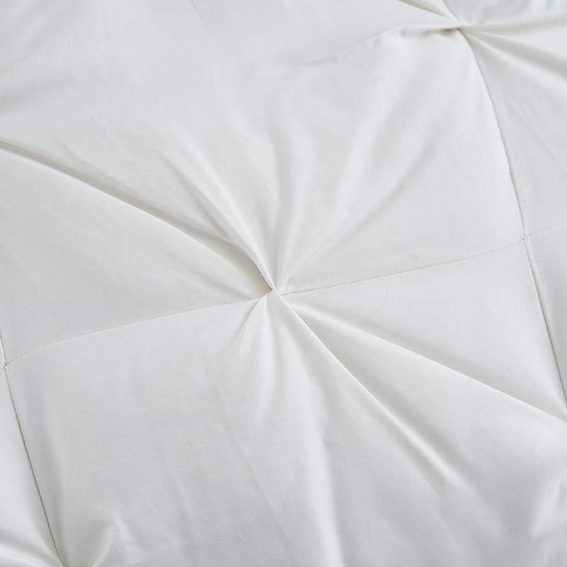 Gåsedunsfyldning Twisted Technology Pude Gåsedunsfyldning Twisted Technology Pude